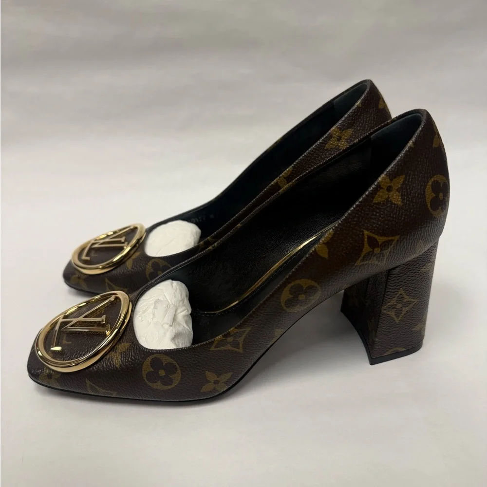 Louis Vuitton Monogram Canvas Madeleine Pumps Size 38 - Picture 9 of 10
